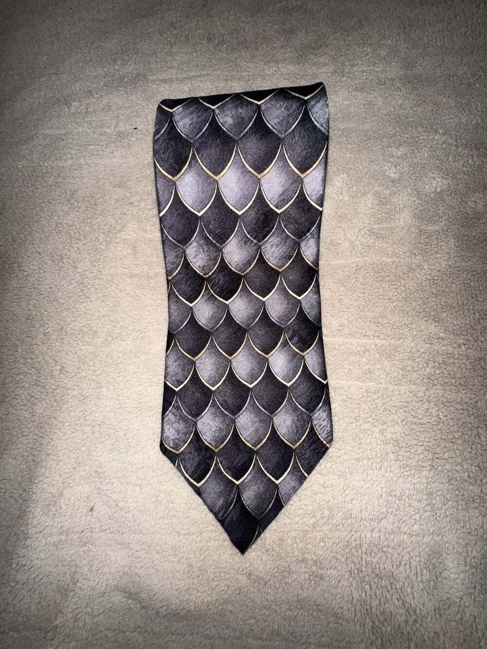 Daniel Hechter Men's Silk Necktie Black Grey Scale Pattern